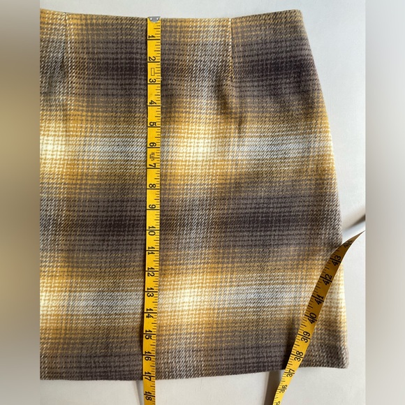 Women’s VTG Tommy Hilfiger Yellow and Brown‎ Plaid High Waisted Mini Skirt sz 6 - Picture 9 of 9